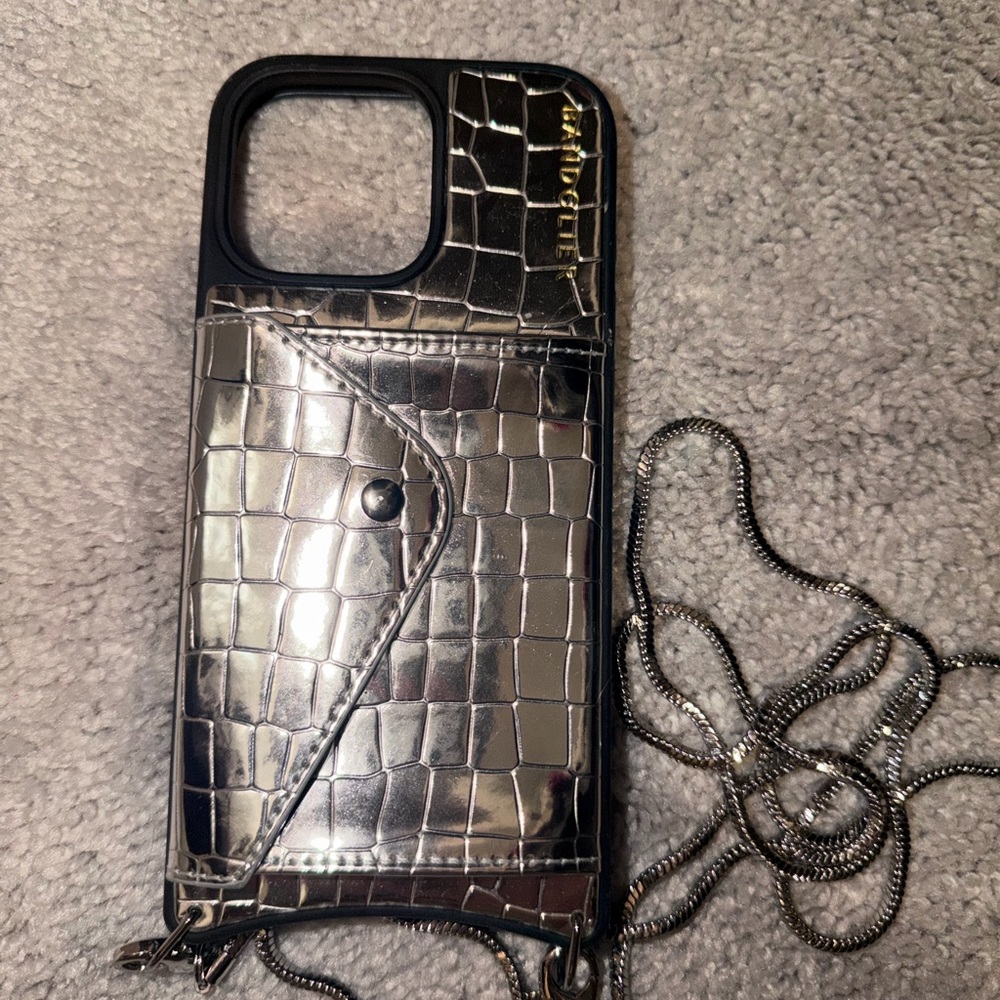 Bandolier Silver iPhone 16 ProMax Crocodile Phone Case with Crossbody Chain